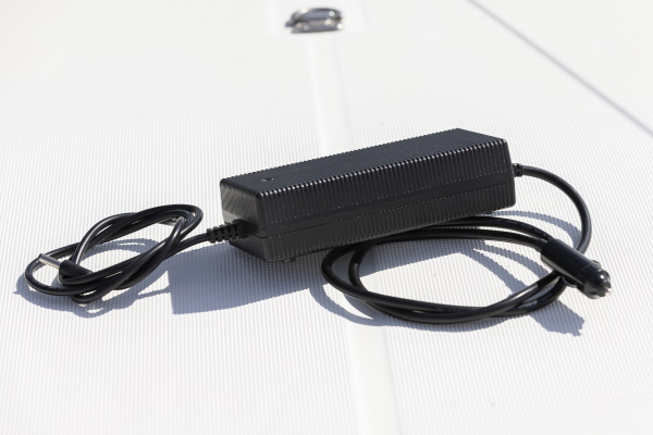 TEMO·450 12V charger-converter